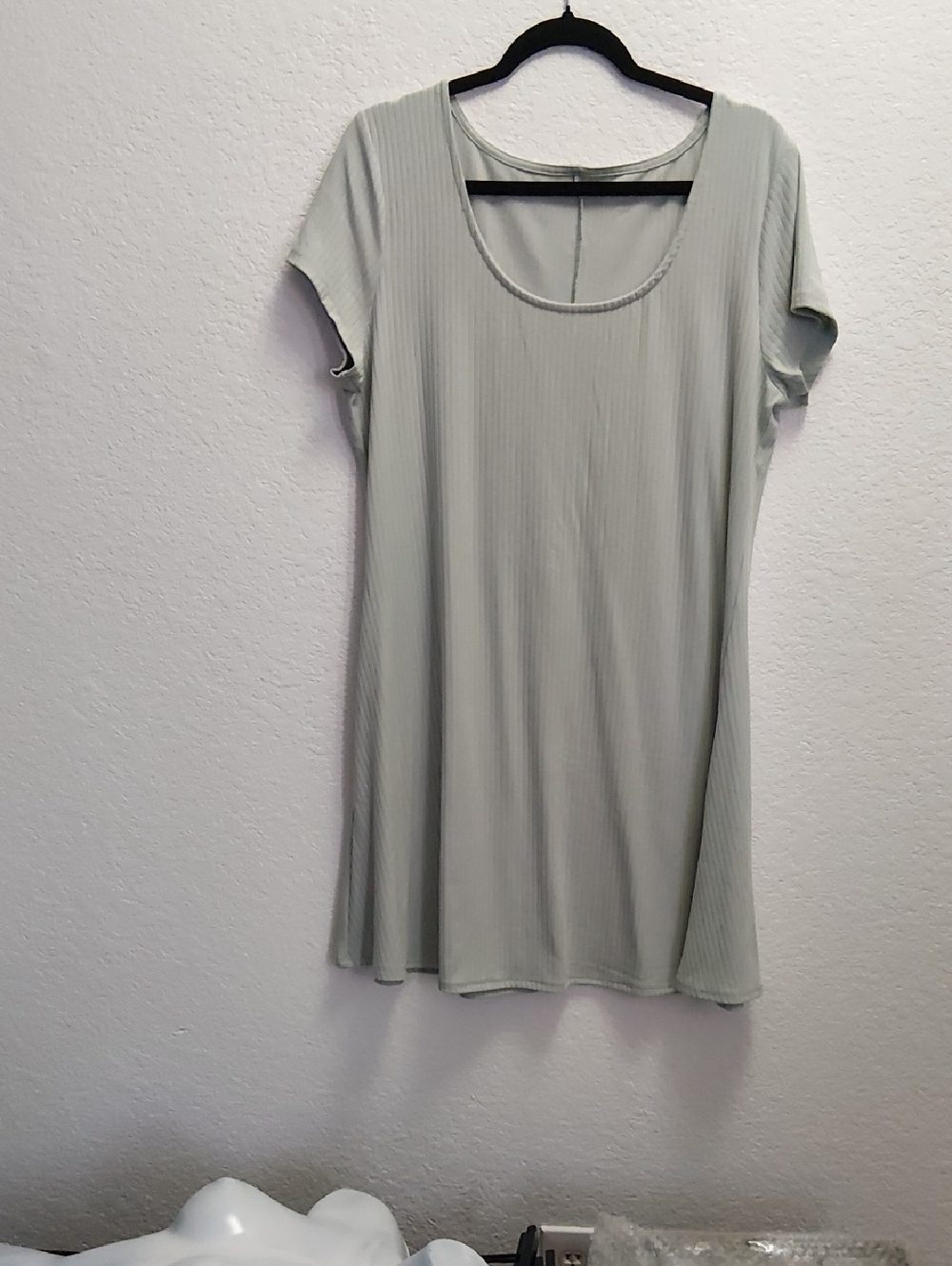 Ribbed Short Sleeve Tunic Top in Sage